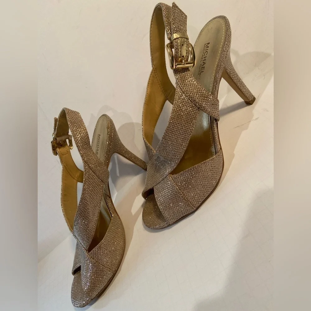 Michael Kors~Elegant Gold~Peep Toe~Criss Cross Strap~Slingback Heel~Size 10M
